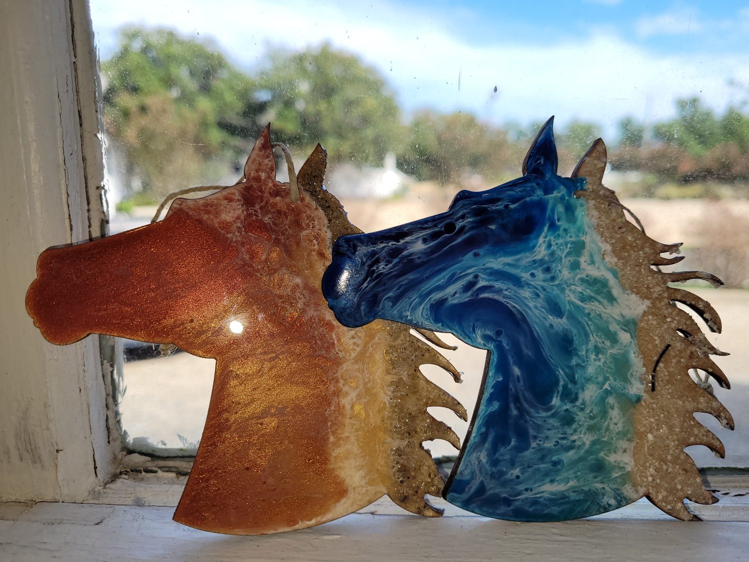 Ornament Resin Horse Head Corolla Wild Horse Fund   Resin Horses 1 1500x1125 